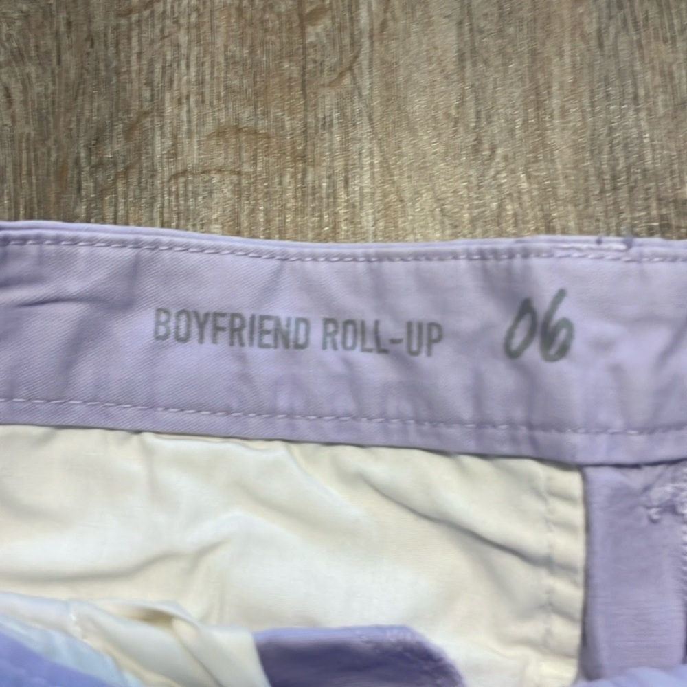 Gap Khaki Boyfriend Rollup Short Sz 6 - Picture 2 of 3